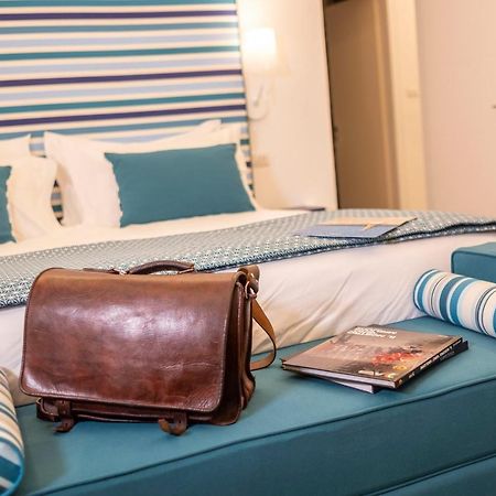 Yourhome - Unica Luxury Apartment カステッランマーレ・ディ・スタービア エクステリア 写真