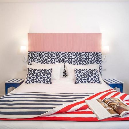 Yourhome - Unica Luxury Apartment カステッランマーレ・ディ・スタービア エクステリア 写真