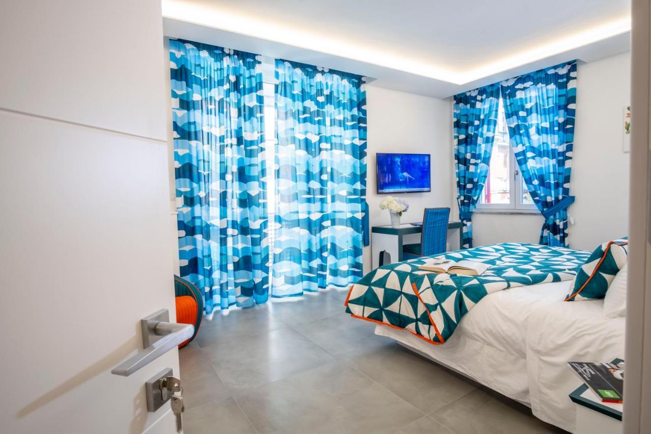 Yourhome - Unica Luxury Apartment カステッランマーレ・ディ・スタービア エクステリア 写真