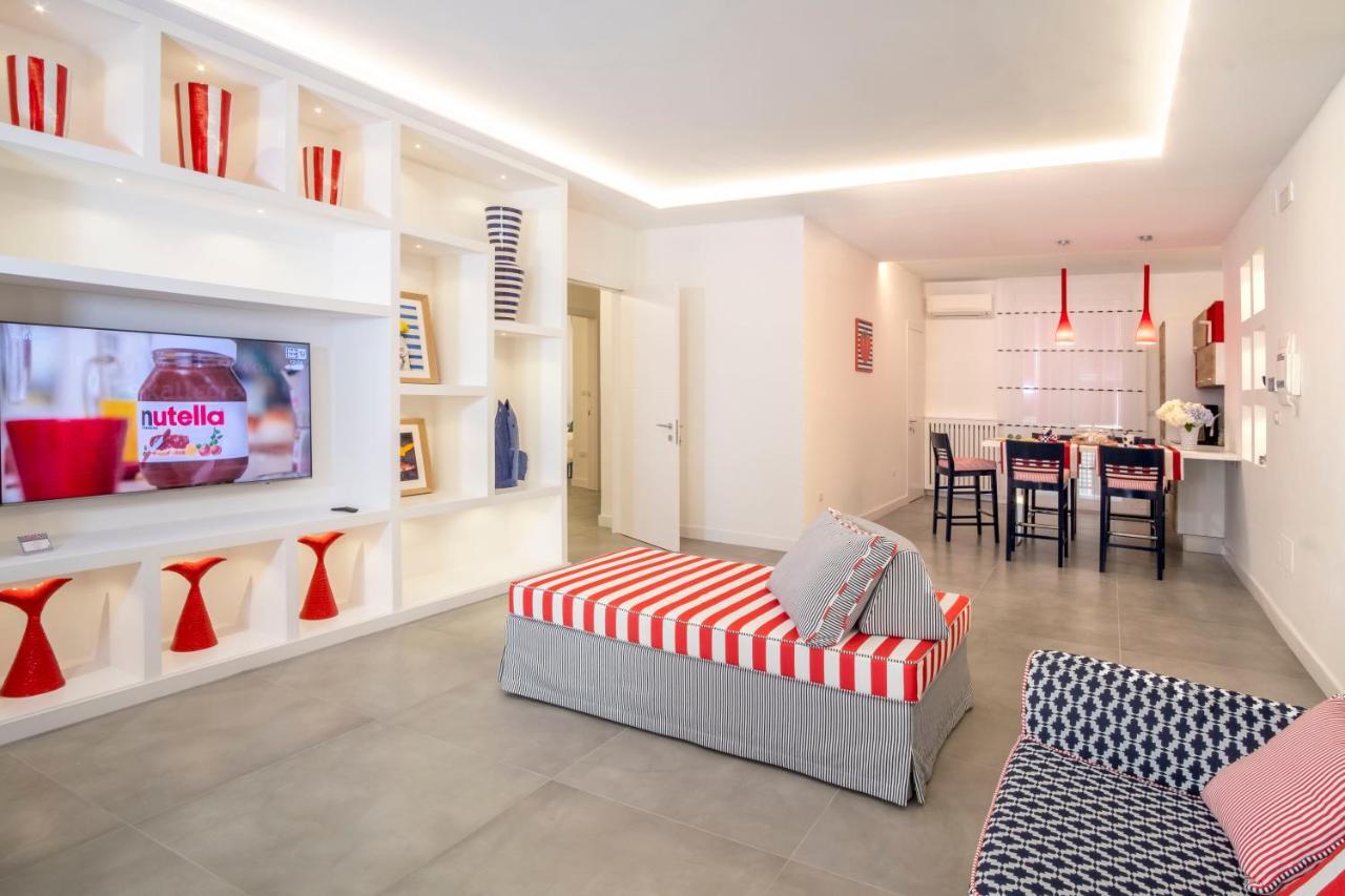 Yourhome - Unica Luxury Apartment カステッランマーレ・ディ・スタービア エクステリア 写真