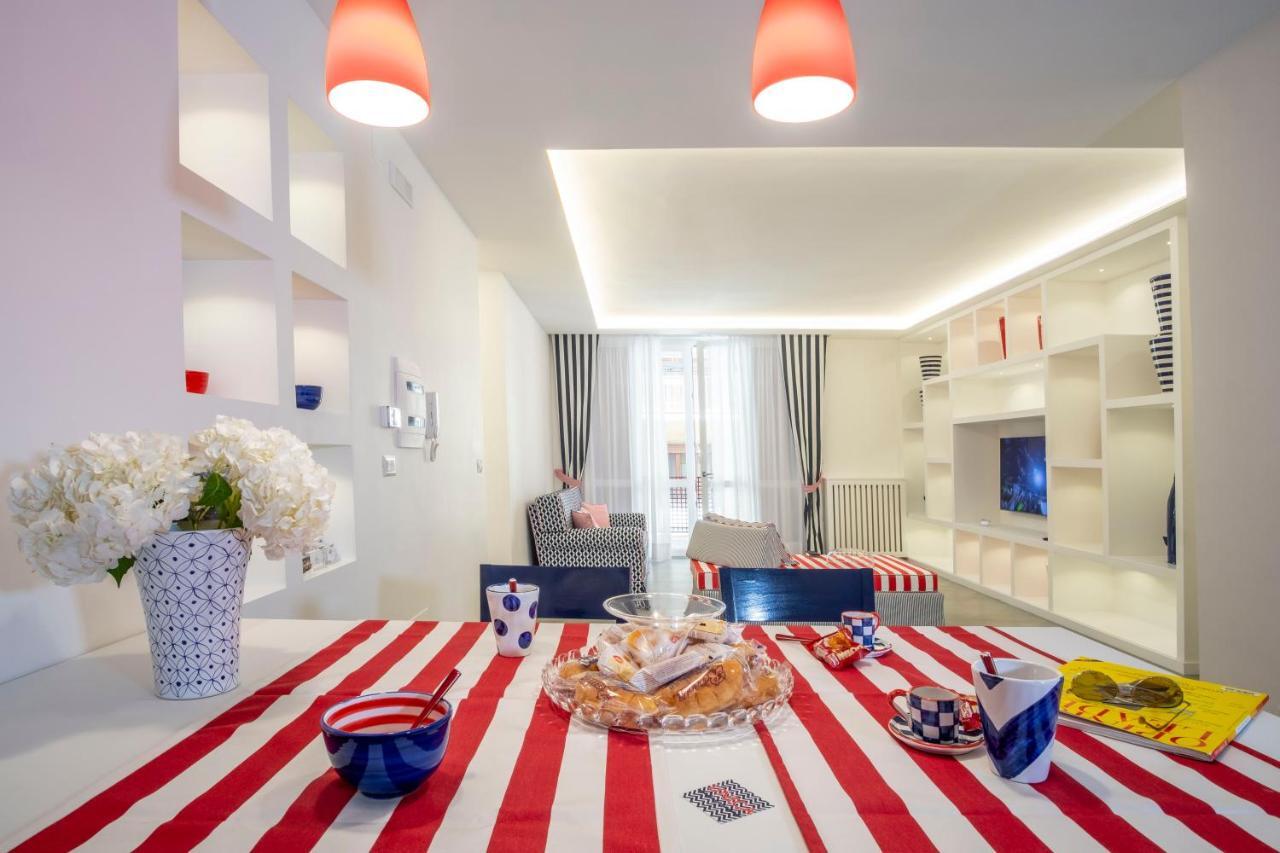 Yourhome - Unica Luxury Apartment カステッランマーレ・ディ・スタービア エクステリア 写真